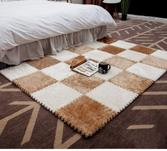 Holly checkered carpet