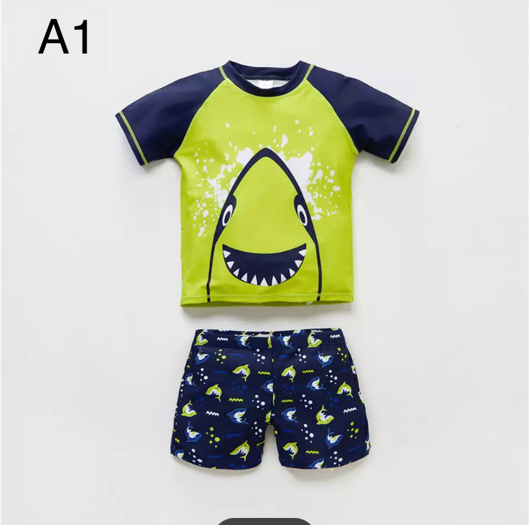 Complete swimsuit Falling baby shirt and shorts