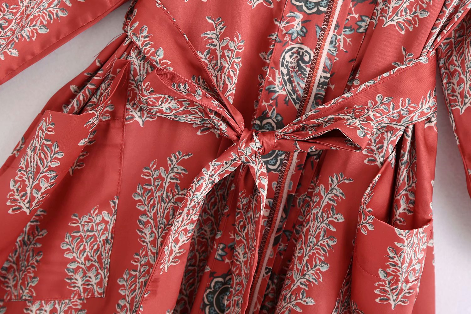 Kammy Long Kimono