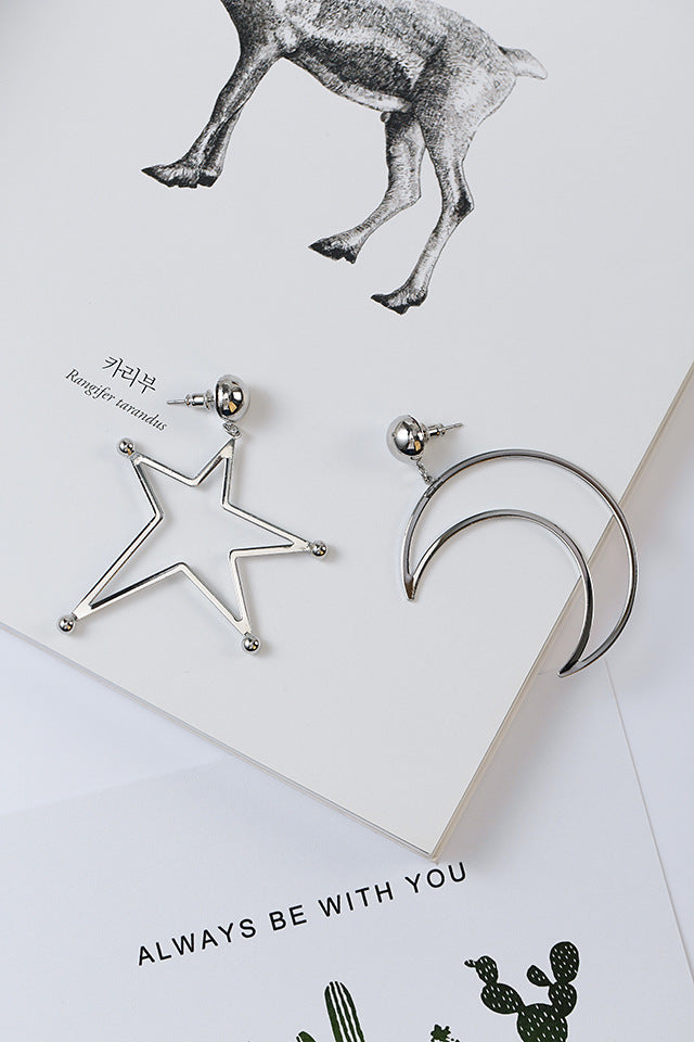 Star &amp; Moon earrings 