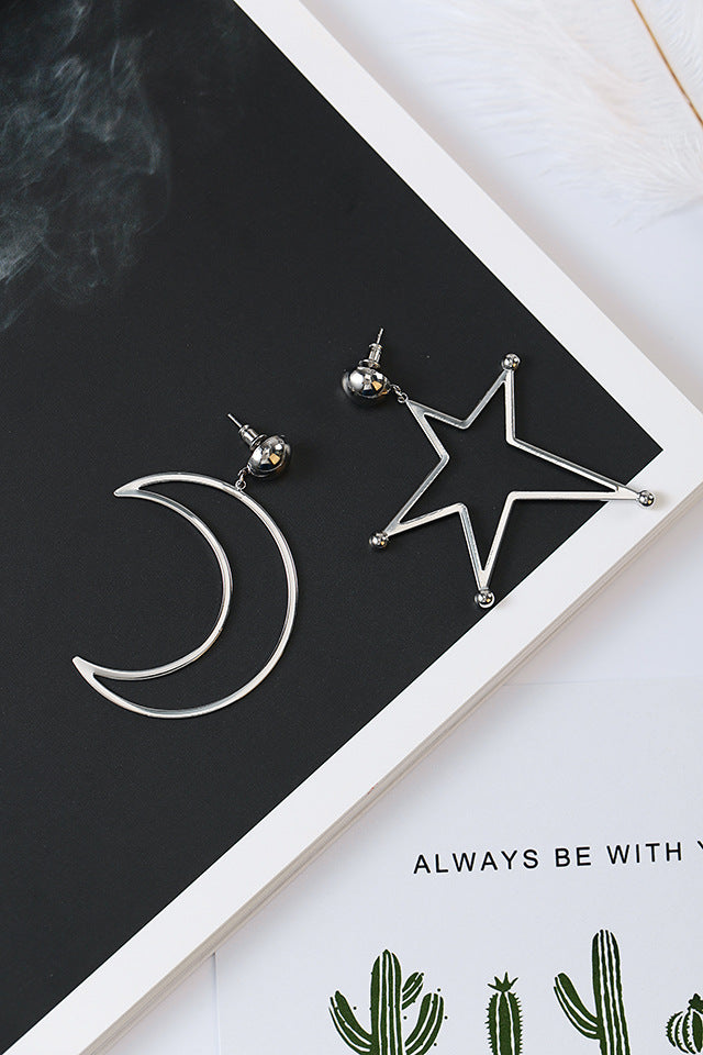 Star &amp; Moon earrings 