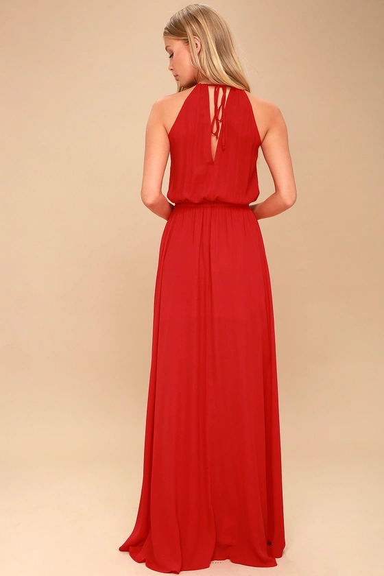 Dorianne long and wide dress with slit and sleeveless
