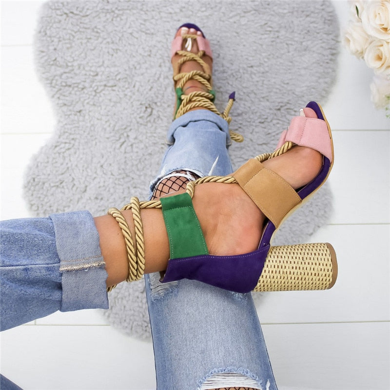 Colored Monya sandal with heel