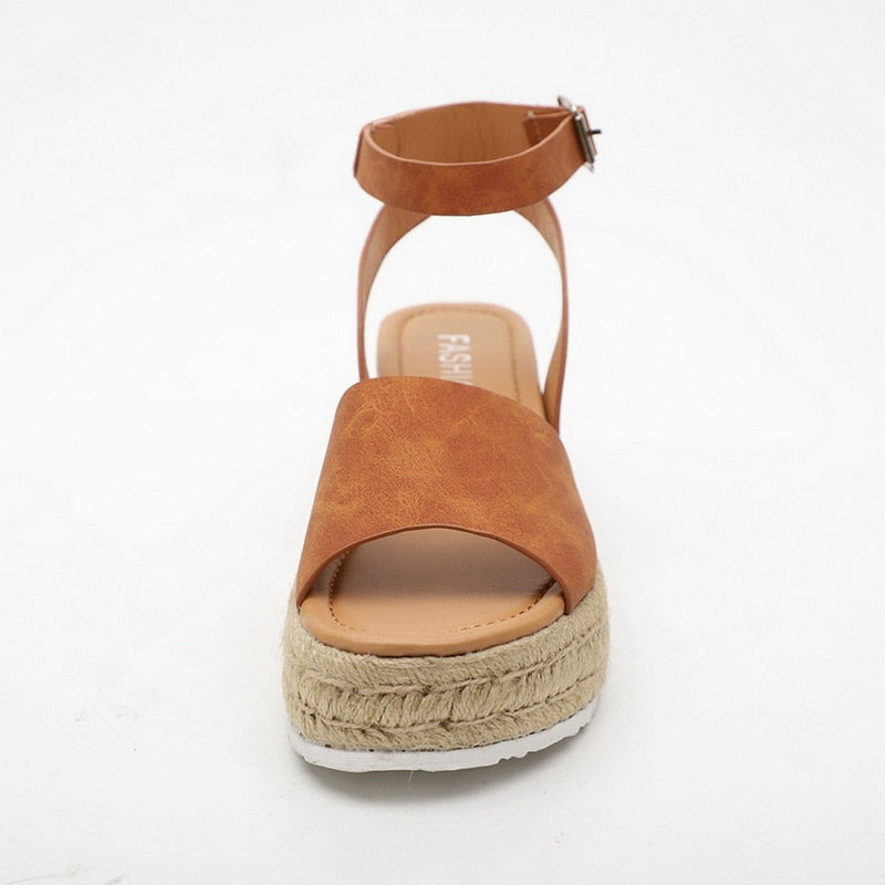 Open Island sandal with strap closure