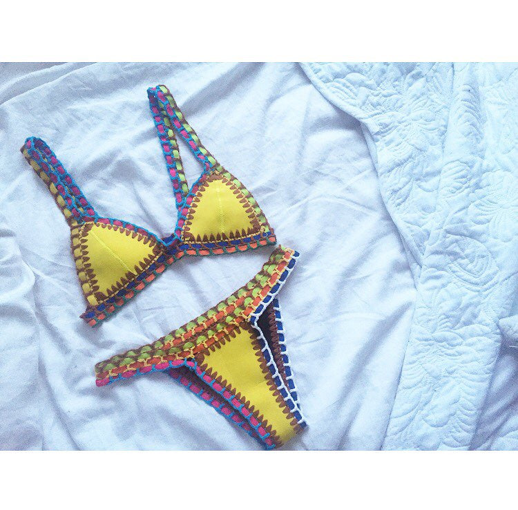 Etnea bikini with triangle ethnic tribal print and high-cut bottom