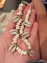 Small shell bracelet