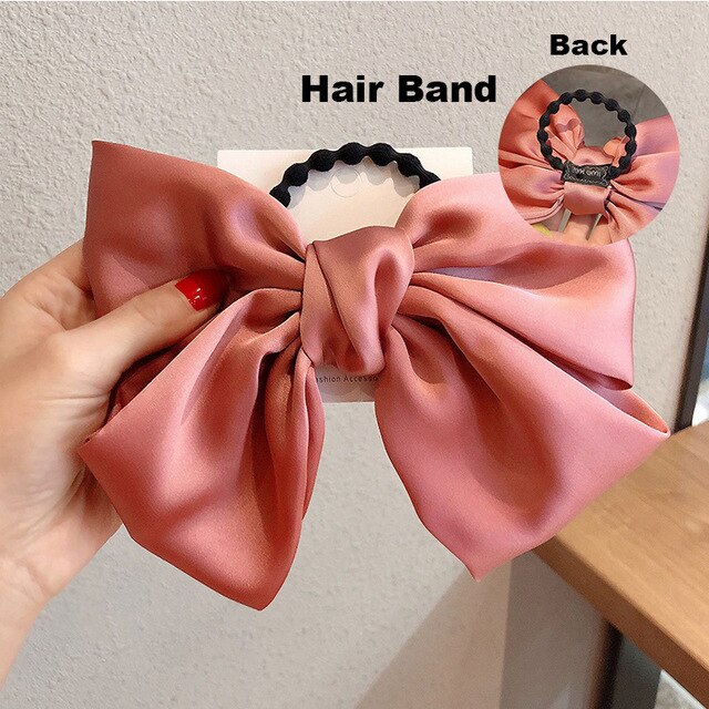 Flip bow for hair with clip or elastic
