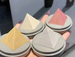 Cosmetico illuminante viso Piramide