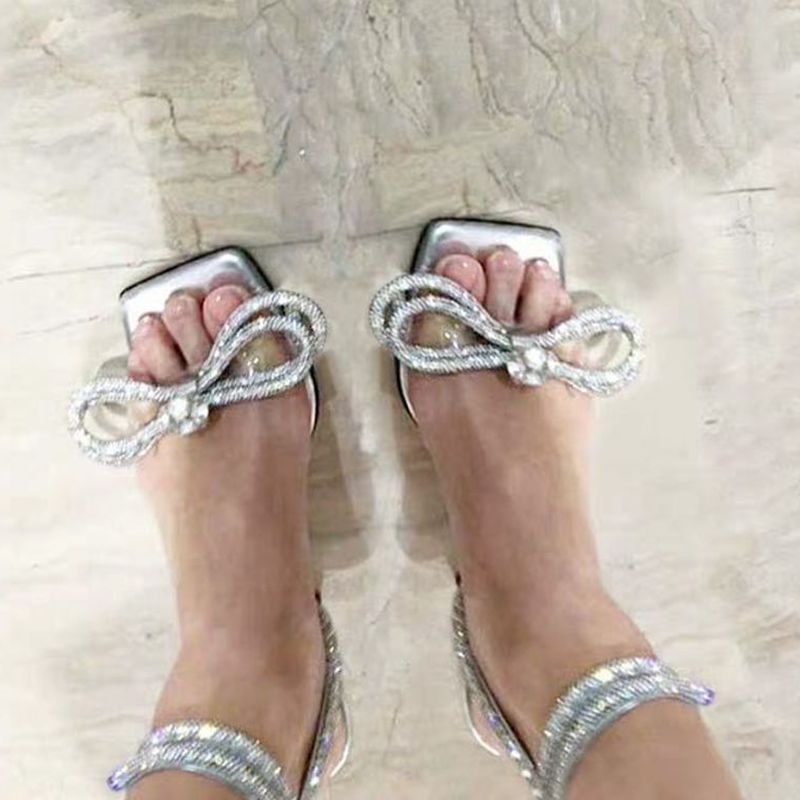Thea sandal