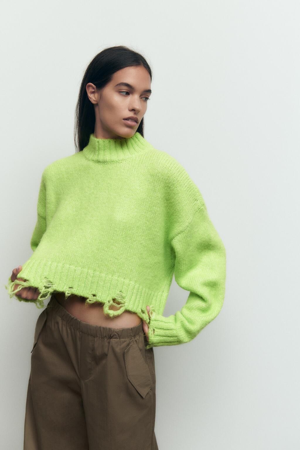 Crop Colly Sweater