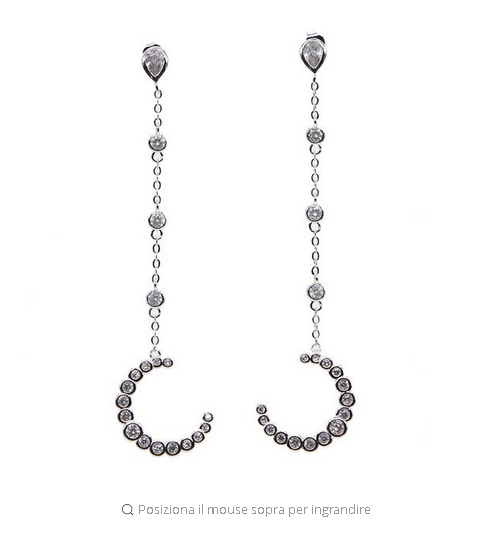 Long earrings with pendants