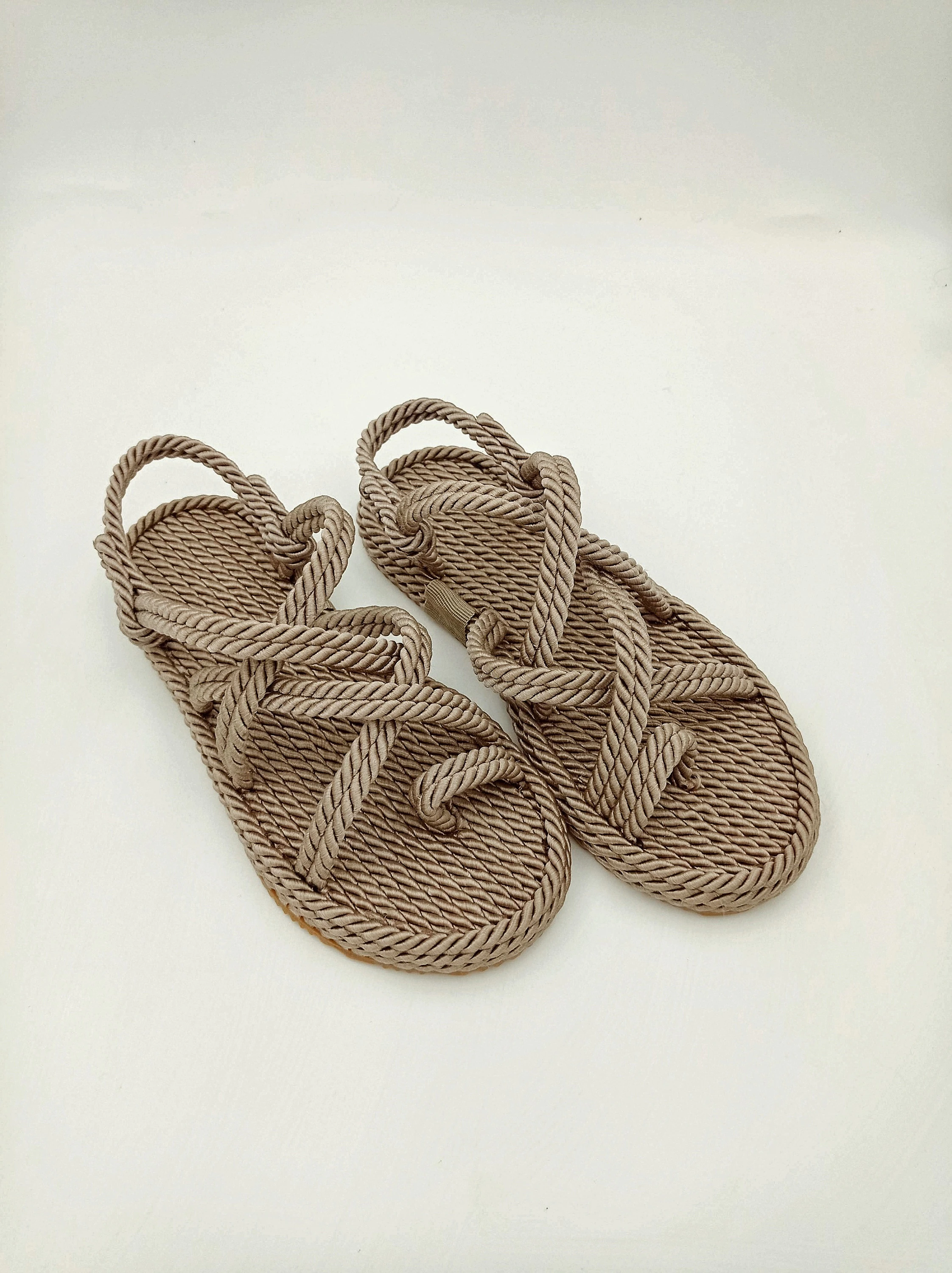 Sematic rope sandal